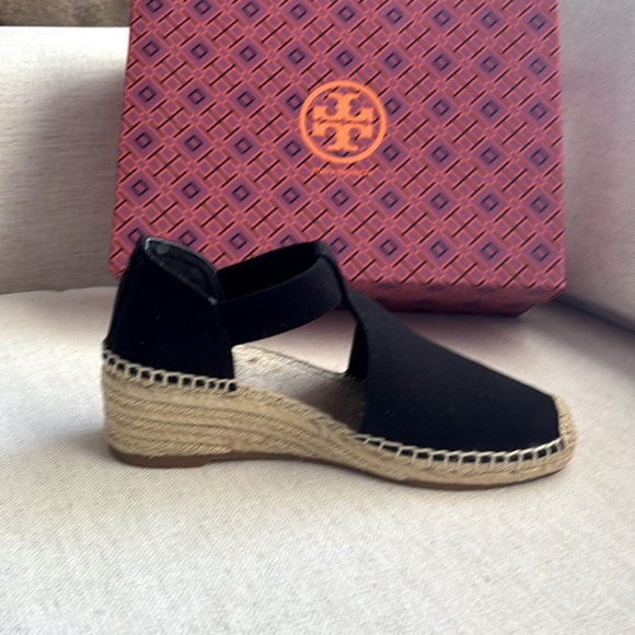Tory Burch Perfect Black Espadrille Sandals. Size 8. New With All Packaging. - Picture 3 of 13